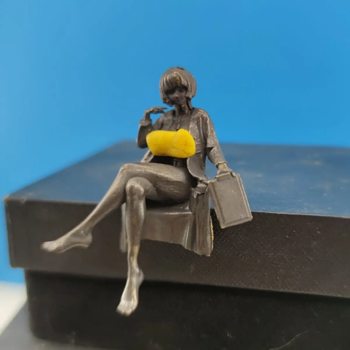 6cm Antique Brass Female Docto - Medical Lab Officer ulasan dan harga