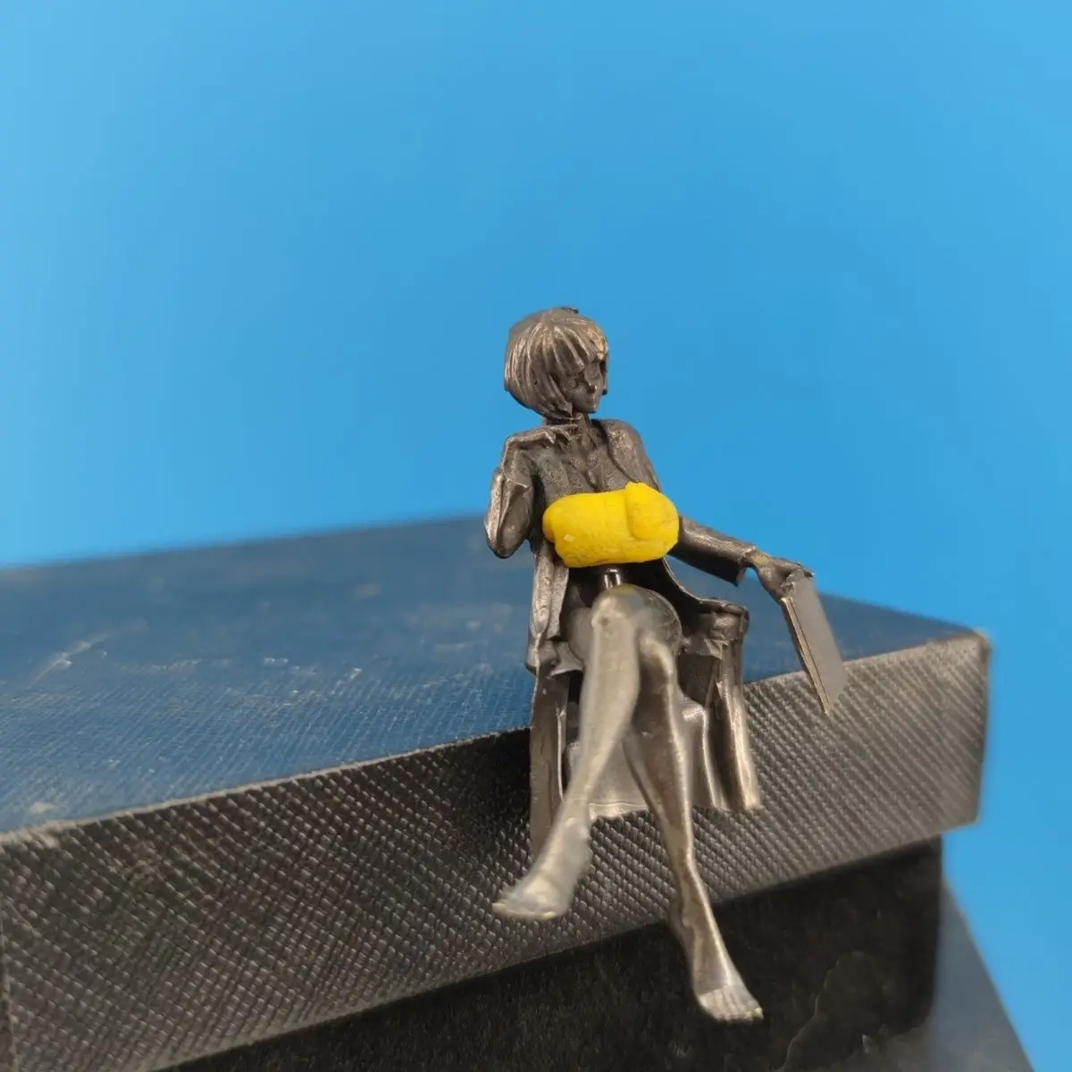 6cm Antique Brass Female Docto - Medical Lab Officer ulasan dan harga